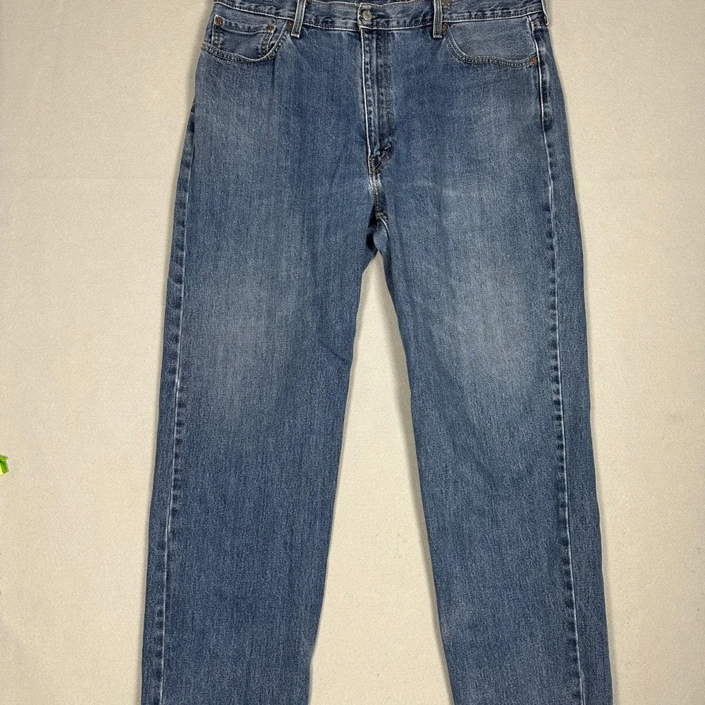 Levis 550 Jeans Mens 42X32 Blue Relaxed Fit Tapered Leg Distressed Red Tab Denim